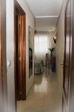 Imagen de los interiores del Hotel Lorenzo, Carballi&ntilde;o. Foto 9