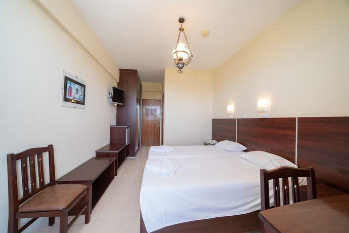 Imagen de la habitación del Hotel Lorenzo, Cefalonia. Foto 5