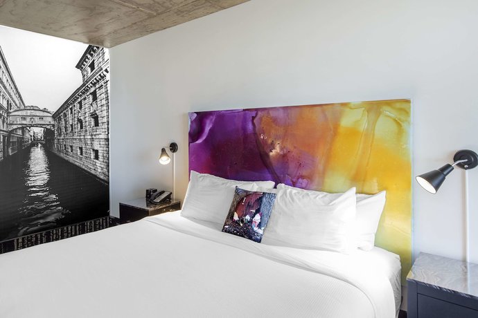 Imagen de la habitación del Hotel Lorenzo Dallas, Tapestry Collection By Hilton. Foto 3