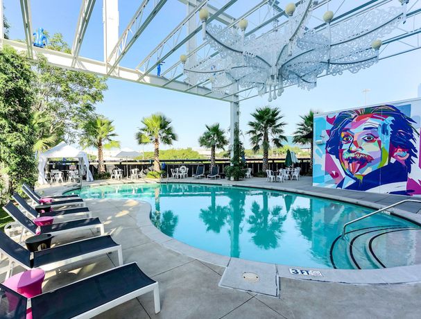Imagen de la piscina del Hotel Lorenzo Dallas, Tapestry Collection By Hilton. Foto 20