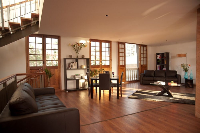 Imagen de los interiores del Hotel Loreto, Santiago de Chile. Foto 14