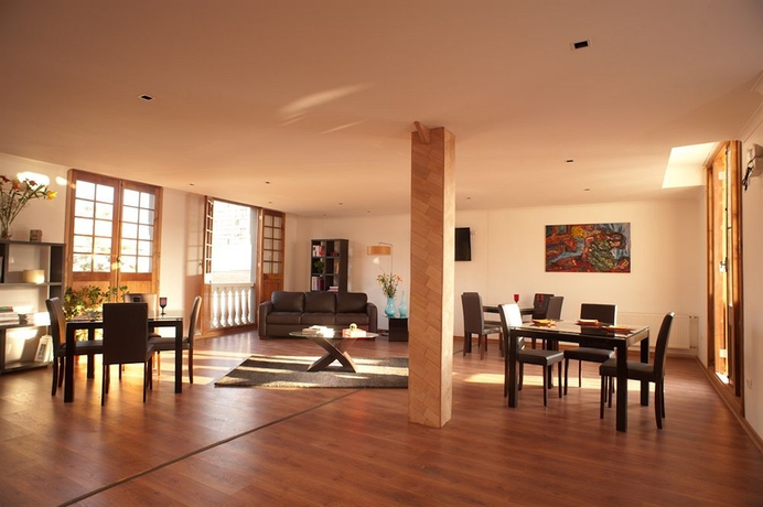 Imagen de los interiores del Hotel Loreto, Santiago de Chile. Foto 15