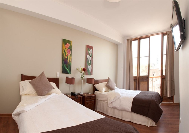 Imagen de la habitación del Hotel Loreto, Santiago de Chile. Foto 9