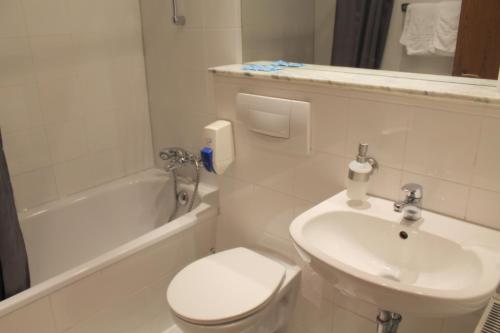 Imagen general del Hotel Lorien, Colonia. Foto 4