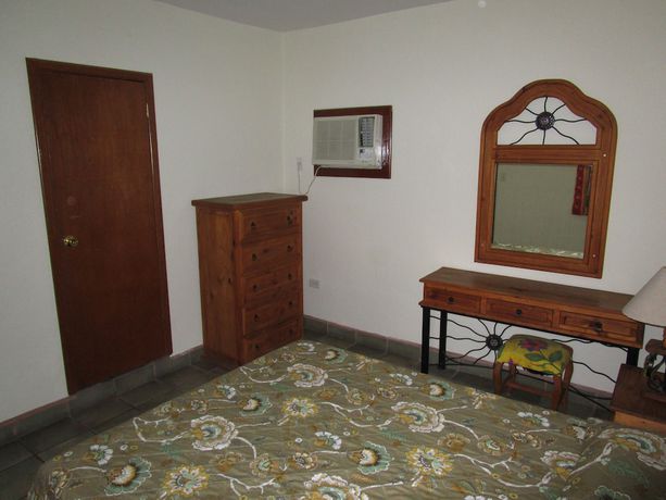 Imagen de la habitación del Hotel Lorimar. Foto 4