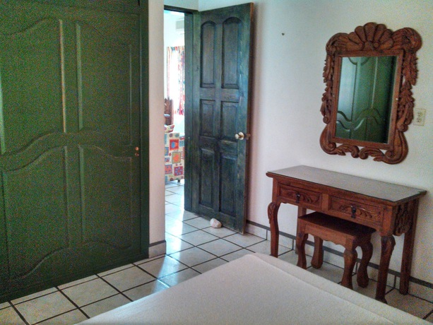 Imagen de la habitación del Hotel Lorimar. Foto 5