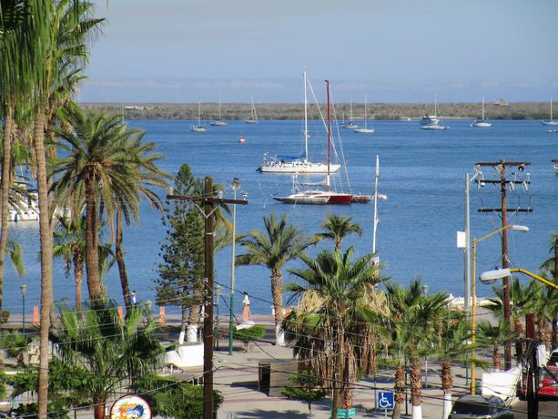 Imagen de la habitación del Hotel Lorimar. Foto 17