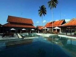 Imagen de la piscina del Hotel Lorin Belitung. Foto 11