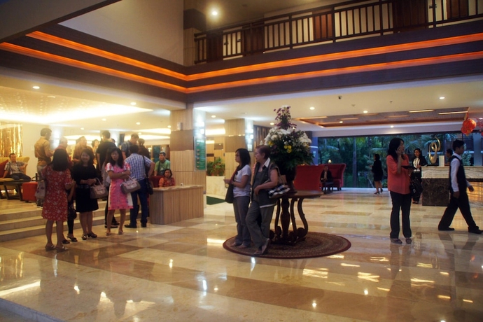 Imagen de los interiores del Hotel Lorin. Foto 16