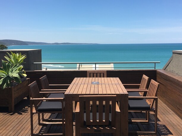 Imagen de los exteriores del Hotel Lorne Beachfront Accommodation. Foto 9