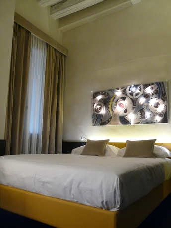 Imagen de la habitación del Hotel L'orologio Venezia. Foto 11