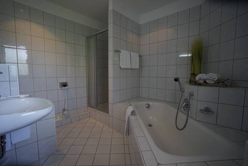 Imagen de la habitación del Hotel Lorösch. Foto 1