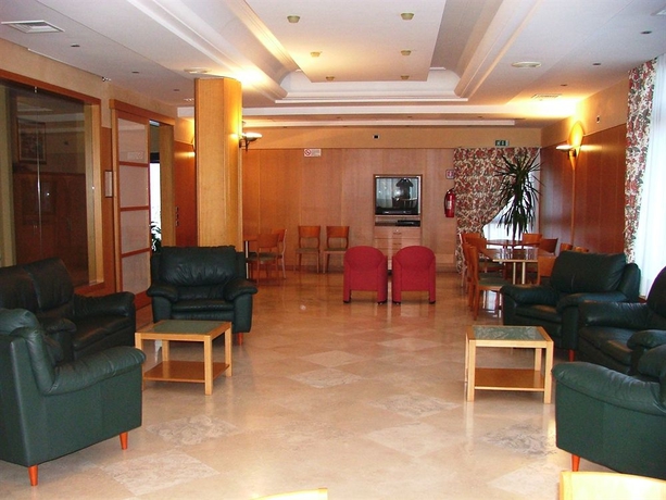 Imagen de los interiores del Hotel Lory, Celano. Foto 10