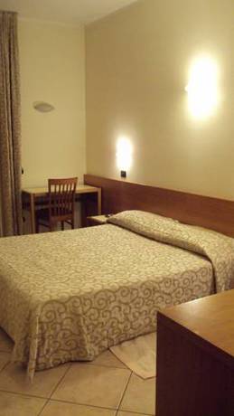 Imagen de la habitación del Hotel Lory, Forli. Foto 5