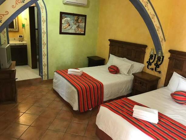 Imagen de la habitación del Hotel Los &Aacute;ngeles Sierra Gorda. Foto 11