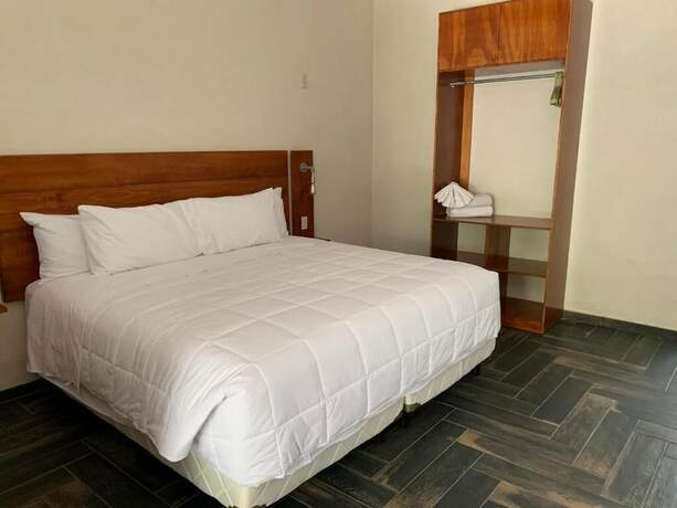 Imagen general del Hotel Los &Aacute;ngeles Sierra Gorda. Foto 10