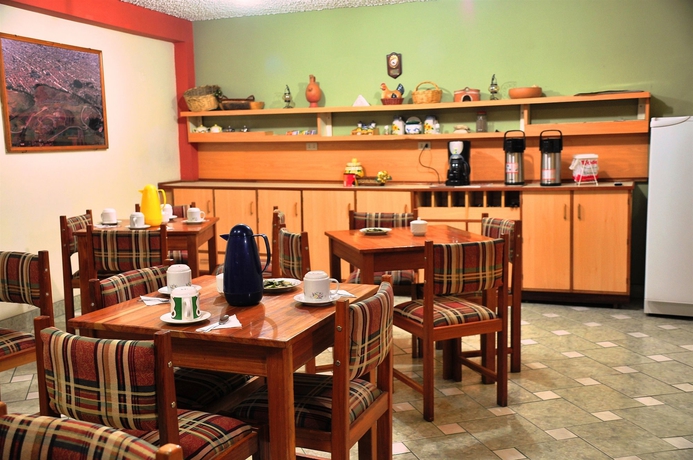 Imagen del bar/restaurante del Hotel Los Áticos. Foto 1