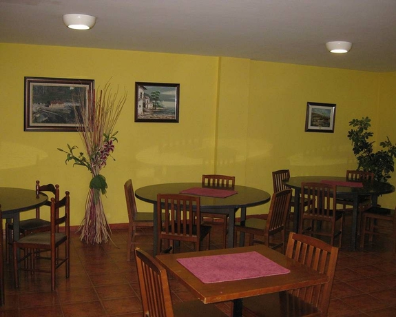 Imagen del bar/restaurante del Hotel Los Acebos Cangas. Foto 2