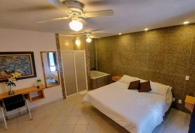 Imagen de la habitación del Hotel Los Alcatraces. Foto 2