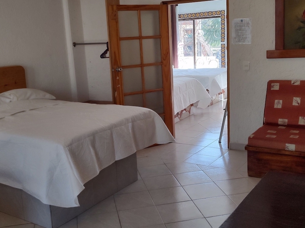 Imagen de la habitación del Hotel Los Alcatraces. Foto 14