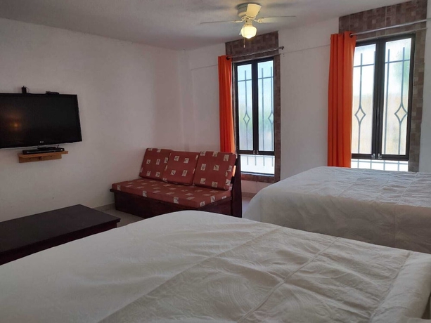 Imagen de la habitación del Hotel Los Alcatraces. Foto 15