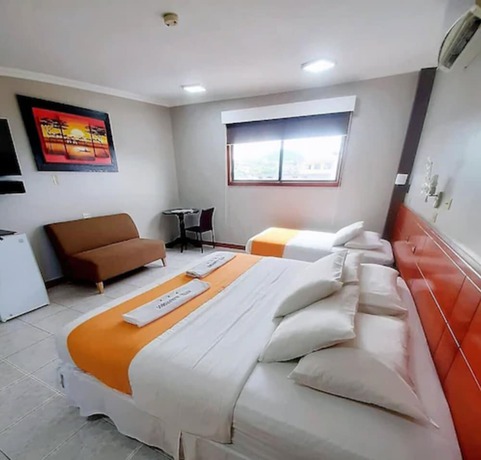 Imagen de la habitación del Hotel Los Algarrobos. Foto 9