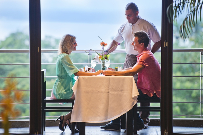 Imagen de la habitación del Hotel Los Altos Resort. Foto 5