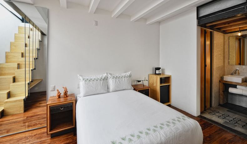 Imagen de la habitación del Hotel Los Amantes. Foto 13