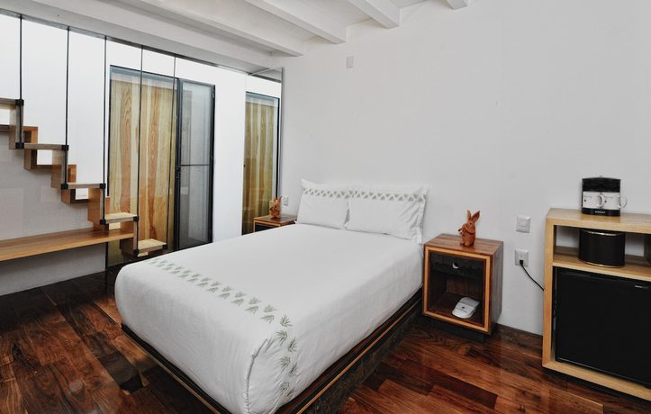 Imagen de la habitación del Hotel Los Amantes. Foto 15