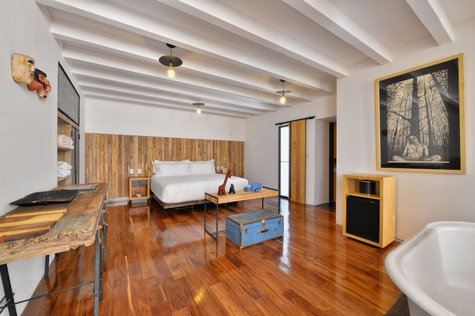 Imagen de la habitación del Hotel Los Amantes. Foto 16