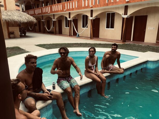 Imagen general del Hotel Los Amigos, Puerto Escondido. Foto 2