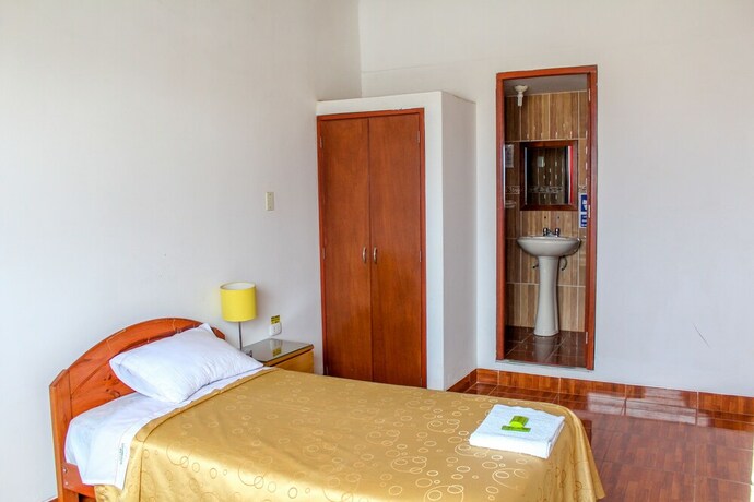 Imagen de la habitación del Hotel Los Andes Suite. Foto 30