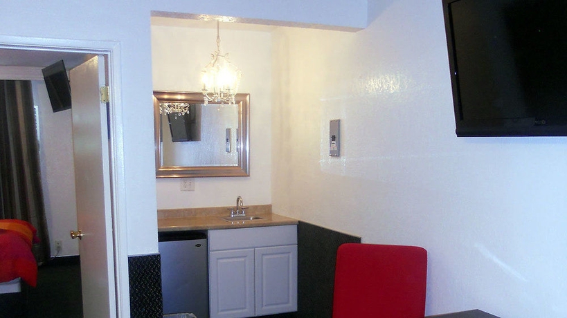 Imagen de los interiores del Hotel Los Angeles Adventurer All Suite At Lax. Foto 13