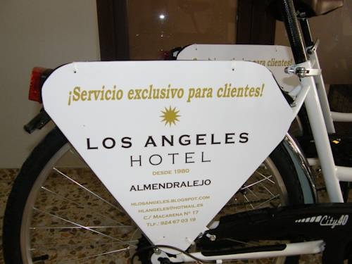 Imagen de los exteriores del Hotel Los Angeles, Almendralejo. Foto 9
