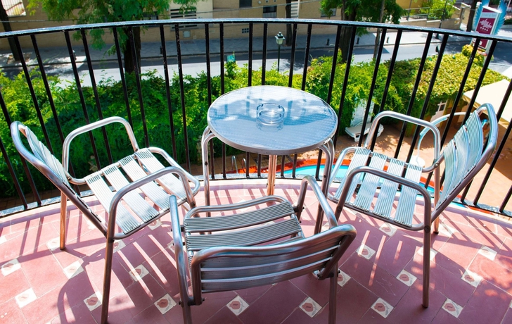 Imagen de la habitación del Hotel Los Angeles Granada. Foto 1