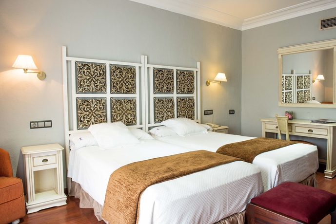 Imagen de la habitación del Hotel Los Angeles Granada. Foto 5