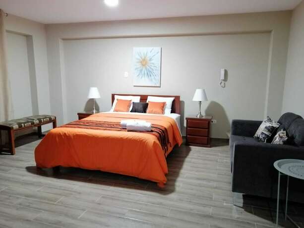 Imagen general del Hotel Los Angeles Suite. Foto 2