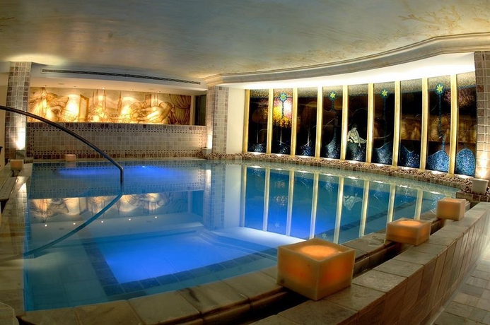 Imagen de la piscina del Hotel Los Angeles and Spa. Foto 15