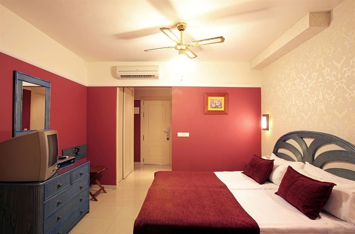 Imagen de la habitación del Hotel Los Arcos, Nerja. Foto 9