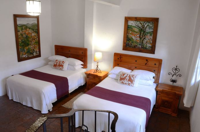 Imagen de la habitación del Hotel Los Arcos, Taxco. Foto 3