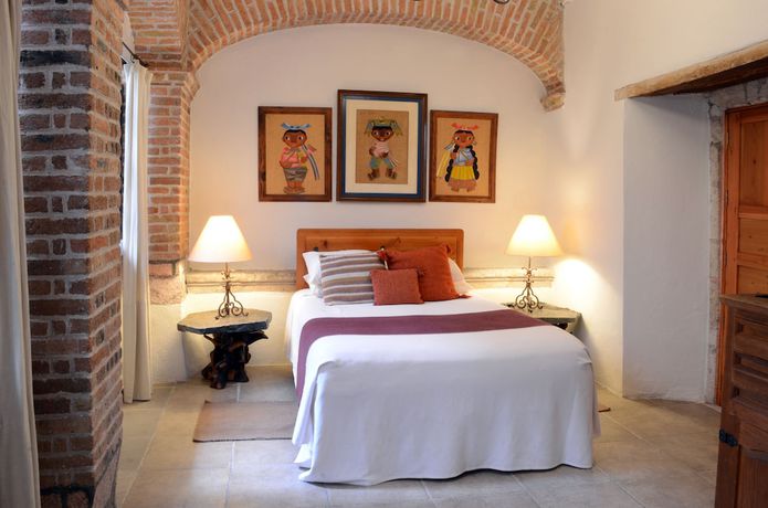 Imagen de la habitación del Hotel Los Arcos, Taxco. Foto 7
