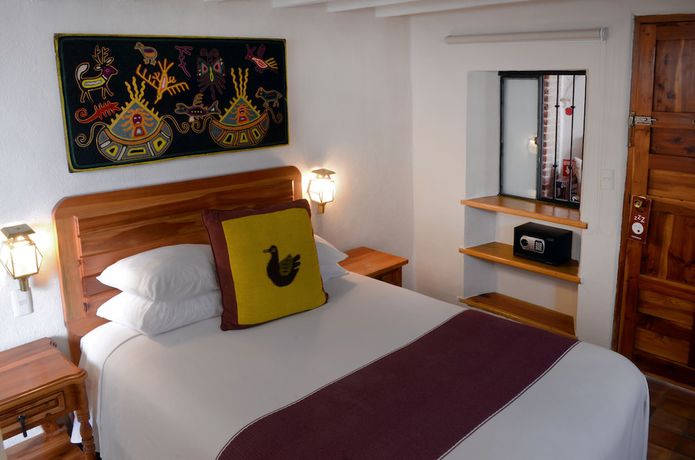 Imagen de la habitación del Hotel Los Arcos, Taxco. Foto 15