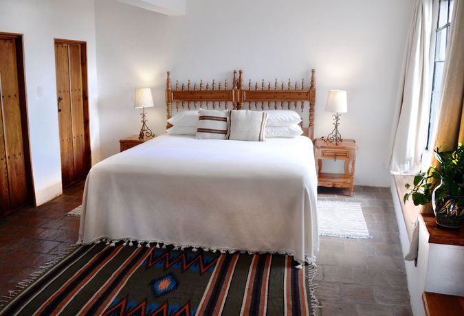 Imagen de la habitación del Hotel Los Arcos, Taxco. Foto 17