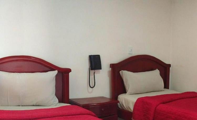 Imagen de la habitación del Hotel Los Balcones. Foto 3