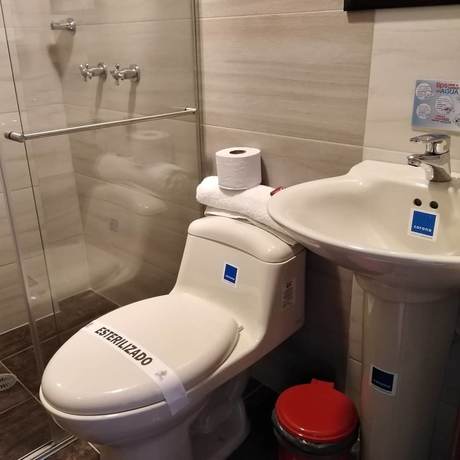 Imagen de la habitación del Hotel Los Balsos. Foto 7