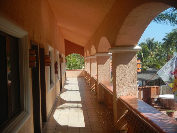 Imagen de la habitación del Hotel Los Barriles. Foto 11