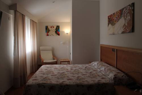 Imagen de la habitación del Hotel Los Barruecos by Croma. Foto 10