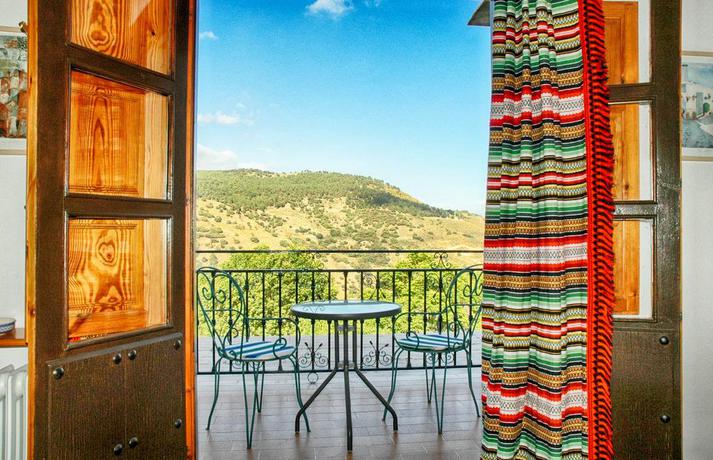 Imagen de la habitación del Hotel Los Bérchules. Foto 7