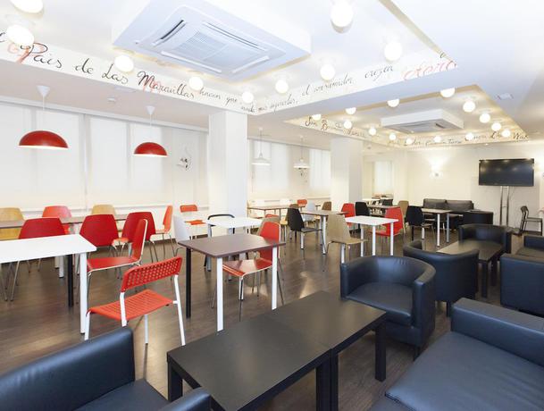 Imagen del bar/restaurante del Hotel Los Bracos. Foto 2