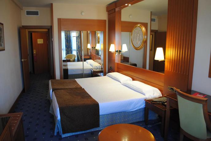 Imagen de la habitación del Hotel Los Bracos. Foto 12